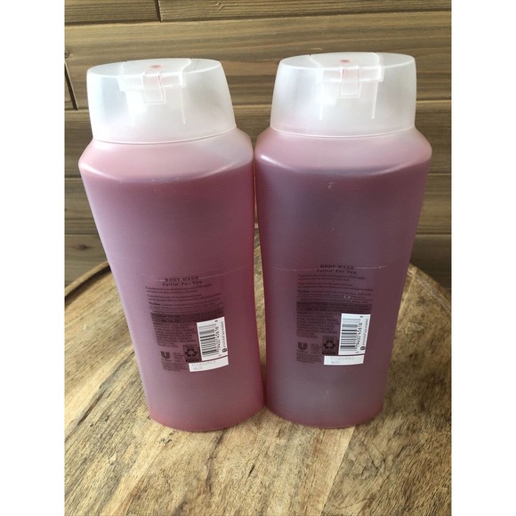 Suave Fallin' For You Body Wash Apple & Pomegranate, 2 PACK, 28 oz ea, Falling - Picture 4 of 5